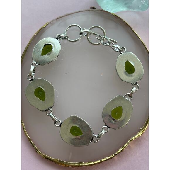 925 SterlingTeardrop Peridot Sterling Bracelet - Picture 5 of 5